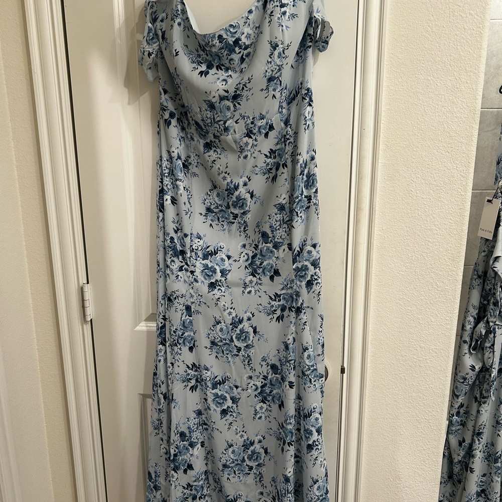 Elegant Blue Floral Maxi Dress